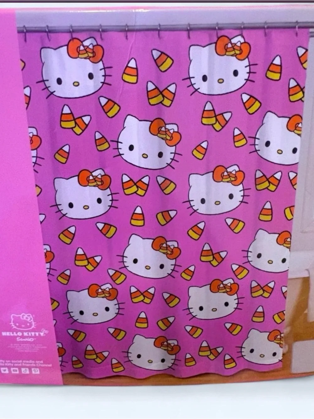 NWT Hello Kitty Candy Corn Pink Shower Curtain Set w Metal Roller Hooks & soap